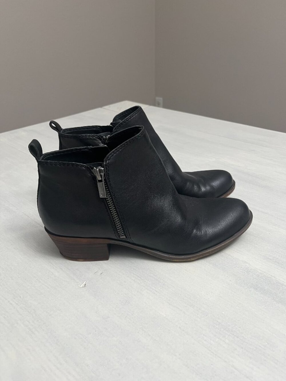 Lucky Brand Basel Brown Leather Ankle Boots w/Double Side Zip and Low Block Heel